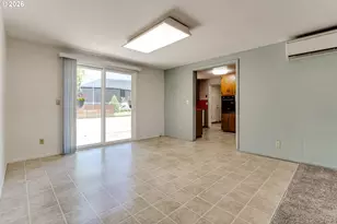 2093 Grove St, Eugene, OR 97404 - Photo 11