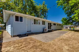 2093 Grove St, Eugene, OR 97404 - Photo 33