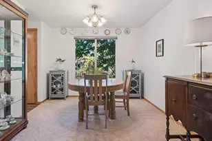 608 SE 18th Ave, Hillsboro, OR 97123 - Photo 7