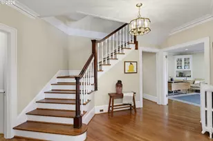 2719 SW Talbot Rd, Portland, OR 97201 - Photo 9