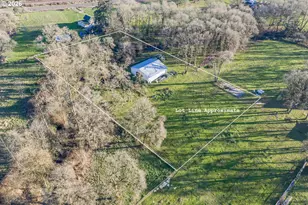 941 N 2nd St, Jefferson, OR 97352 - Photo 5