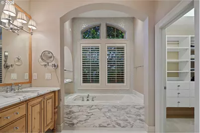 815 E Ave, Lake Oswego, OR 97034 - Photo 29