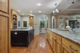 815 E Ave, Lake Oswego, OR 97034 - Photo 15