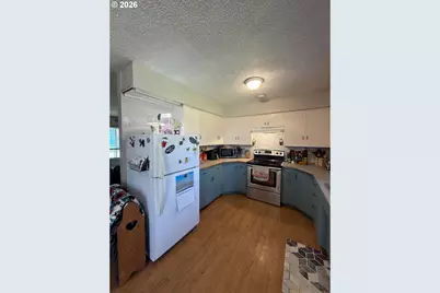 1303 W Ave, La Grande, OR 97850 - Photo 7