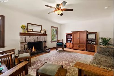 840 E 1st St, Prineville, OR 97754 - Photo 7