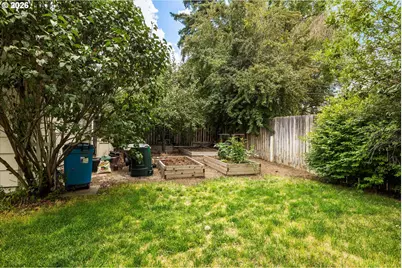 840 E 1st St, Prineville, OR 97754 - Photo 31