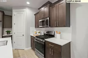 18502 NE 45th Ave, Vancouver, WA 98686 - Photo 9