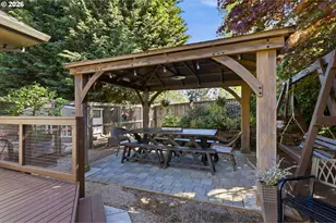 4090 Ireland Ln, West Linn, OR 97068 - Photo 37