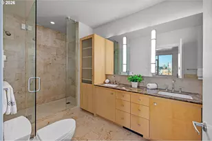 1001 NW Lovejoy St, Portland, OR 97209 - Photo 21