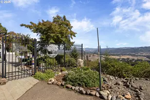 470 Black Oak Dr, Roseburg, OR 97471 - Photo 31
