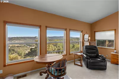 470 Black Oak Dr, Roseburg, OR 97471 - Photo 15