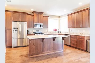 3111 Bartley Pl, Albany, OR 97322 - Photo 9