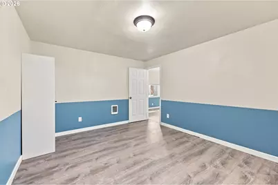 4731 NE 62nd Ave, Portland, OR 97218 - Photo 11