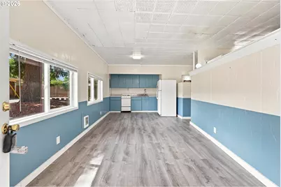 4731 NE 62nd Ave, Portland, OR 97218 - Photo 5