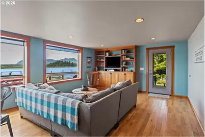 278 Marine Dr, Wheeler, OR 97147 - Photo 9