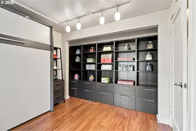 5630 S Riverside Ln #7, Portland, OR 97239 - Photo 21