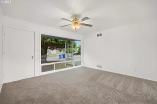 10722 NE Thompson St, Portland, OR 97220 - Photo 9