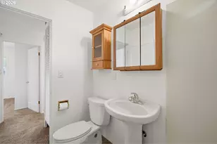 10722 NE Thompson St, Portland, OR 97220 - Photo 31