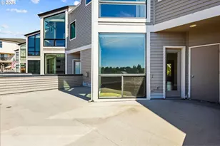8135 SW Seneca St, Tualatin, OR 97062 - Photo 9