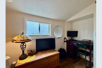 589 Rivington St, Astoria, OR 97103 - Photo 15