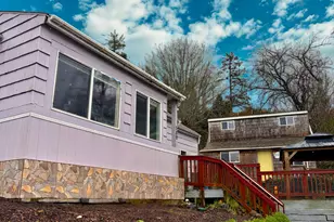 589 Rivington St, Astoria, OR 97103 - Photo 1