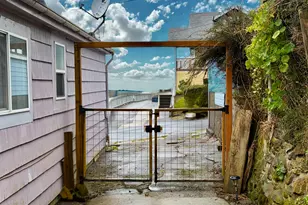 589 Rivington St, Astoria, OR 97103 - Photo 37