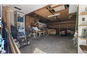 976 S 5th St, Coos Bay, OR 97420 - Photo 39