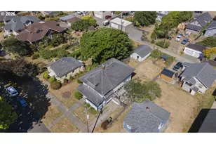 976 S 5th St, Coos Bay, OR 97420 - Photo 45