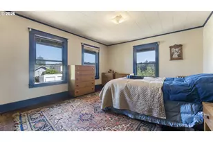 976 S 5th St, Coos Bay, OR 97420 - Photo 29
