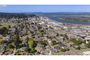 976 S 5th St, Coos Bay, OR 97420 - Photo 47