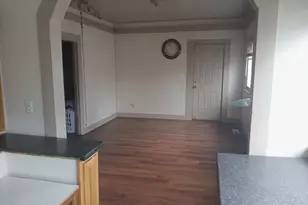 432 NW 10th St, Redmond, OR 97756 - Photo 11