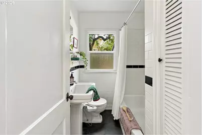 4637 NE 40th Ave, Portland, OR 97211 - Photo 15
