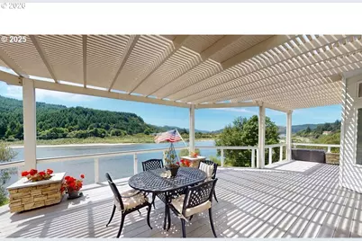 95950 N Bank Rogue River Rd, Gold Beach, OR 97444 - Photo 39