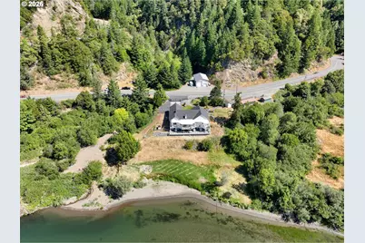 95950 N Bank Rogue River Rd, Gold Beach, OR 97444 - Photo 25