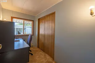 1501 SW Baker St, McMinnville, OR 97128 - Photo 13