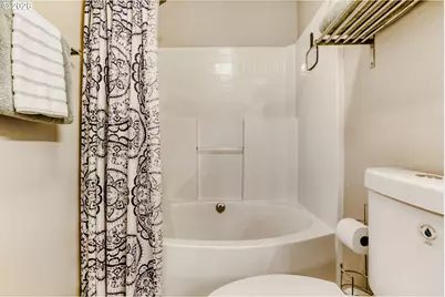 14655 SW Beard Rd #202, Beaverton, OR 97007 - Photo 23