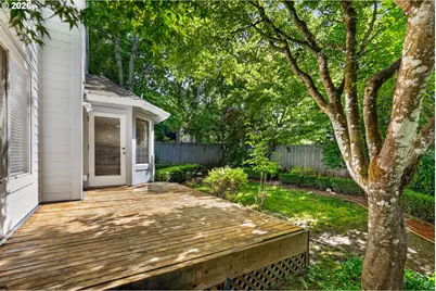 11407 SW 45th Ave, Portland, OR 97219 - Photo 39
