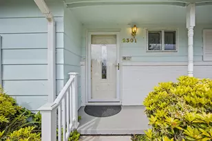2301 NE 130th Ave, Portland, OR 97230 - Photo 5