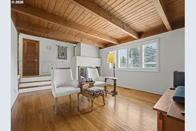 2301 NE 130th Ave, Portland, OR 97230 - Photo 9
