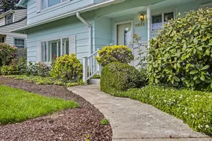 2301 NE 130th Ave, Portland, OR 97230 - Photo 3