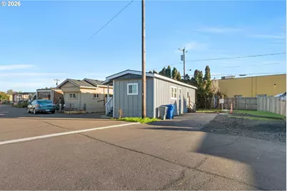 1768 38th Pl, Salem, OR 97305 - Photo 19