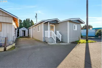 1768 38th Pl, Salem, OR 97305 - Photo 1