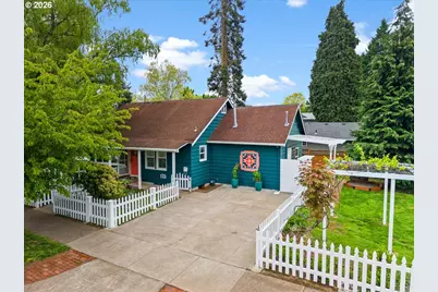 374 NE Edison St, Hillsboro, OR 97124 - Photo 1