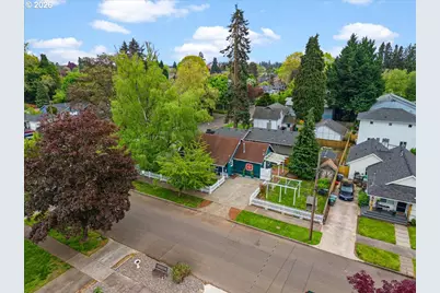 374 NE Edison St, Hillsboro, OR 97124 - Photo 23
