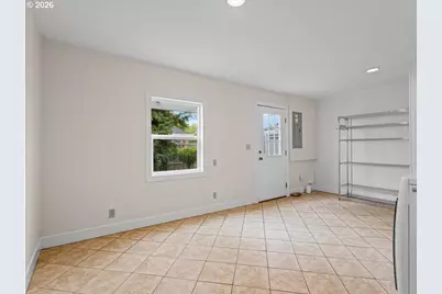 374 NE Edison St, Hillsboro, OR 97124 - Photo 15