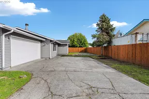 865 Seagate Ave, Coos Bay, OR 97420 - Photo 3