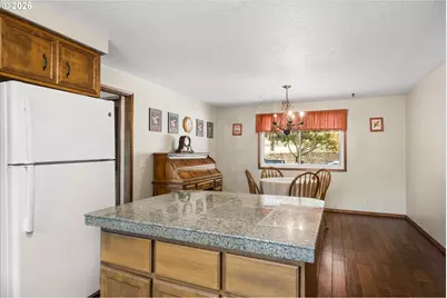 3377 W 25th Ave, Eugene, OR 97405 - Photo 11