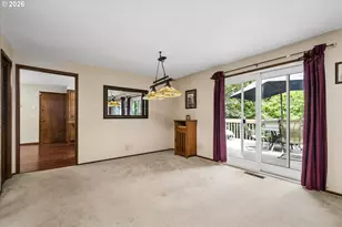 3377 W 25th Ave, Eugene, OR 97405 - Photo 5