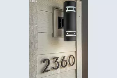 2360 NW 3rd St, Gresham, OR 97030 - Photo 5