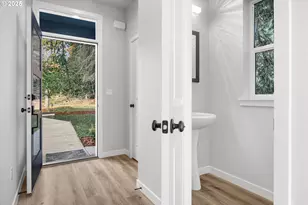 2360 NW 3rd St, Gresham, OR 97030 - Photo 7